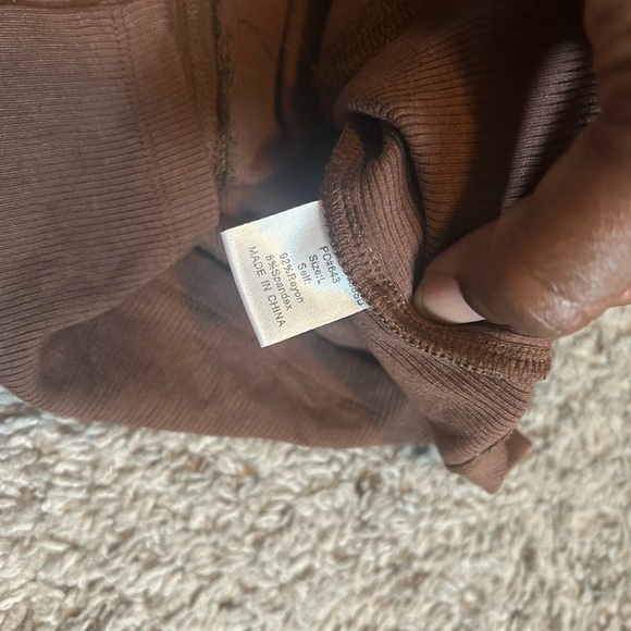 2 piece set. - Picture 8 of 8